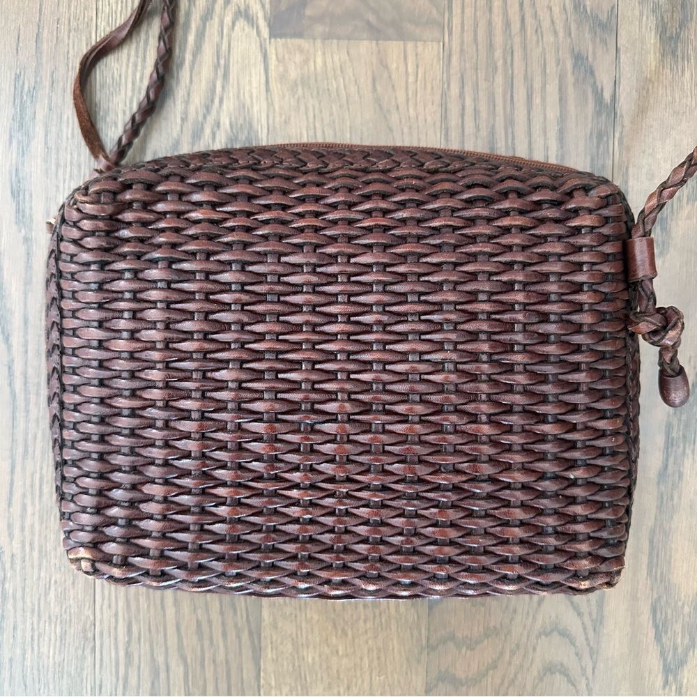 Vintage Woven Leather Small Rectangular Crossbody Handbag Brown 10"x7.5"x2.75 - Picture 2 of 11